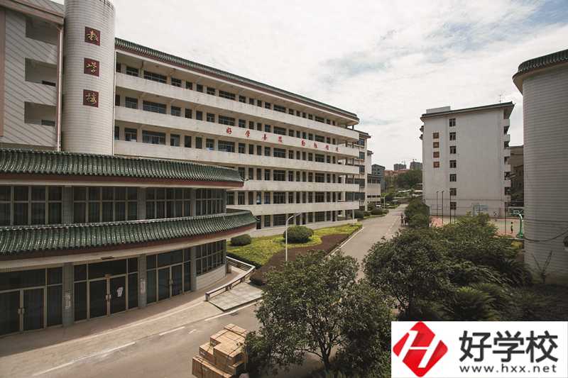 中考后讀衡陽市信息網(wǎng)絡(luò)工程學(xué)校，可以學(xué)什么專業(yè)？