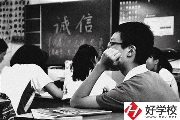 湖南中專該如何擇校？有什么報(bào)名流程？