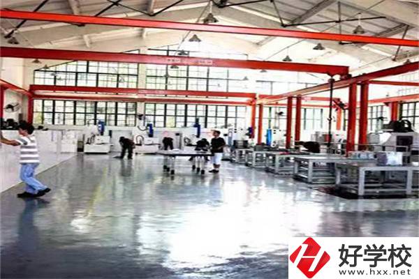 益陽(yáng)最好的民辦技校是哪所？技校讀了有用嗎？