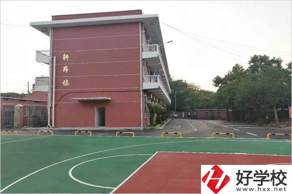 開元職業(yè)技術(shù)學(xué)校的優(yōu)點(diǎn)有哪些？