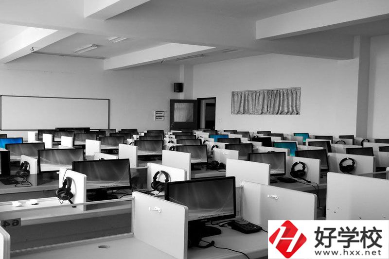 長(zhǎng)沙環(huán)球職業(yè)中專(zhuān)學(xué)校地址在哪里？怎么去？