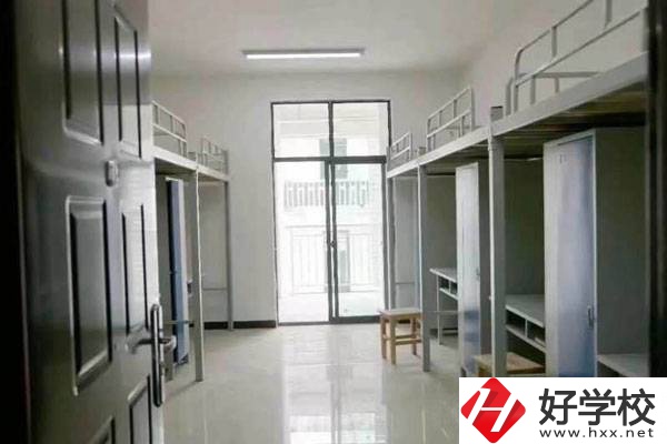 益陽職業(yè)技術(shù)學(xué)院怎么樣?有中職部嗎？