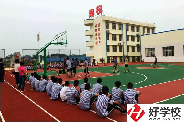 株洲海事職業(yè)學(xué)校有學(xué)費(fèi)減免政策嗎？有哪些報(bào)考要求？