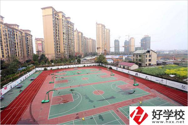 益陽科技工程學校是一所怎樣的職校？