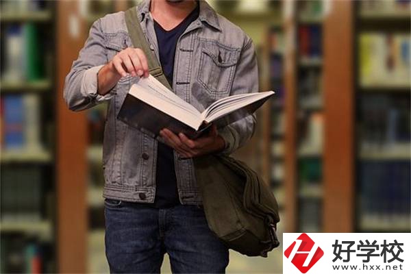 在湖南就讀普通高中和職業(yè)高中有什么區(qū)別？職高怎么樣？