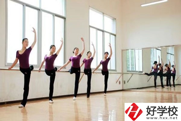 衡陽市信息網絡工程學校是公辦的嗎？辦學特色是什么？