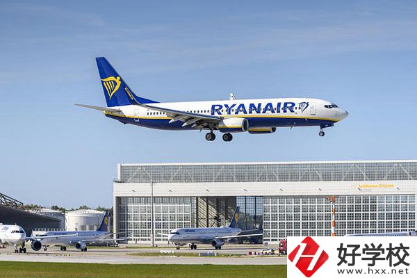 想在湖南省就讀航空類專業(yè)，建議看這所學校