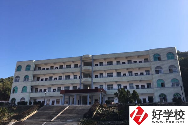 岳陽(yáng)市新青年職業(yè)技術(shù)學(xué)校怎么樣？辦學(xué)情況如何？