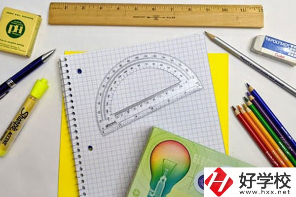 懷化市新華職業(yè)學(xué)校怎么怎么樣？宿舍好不好？