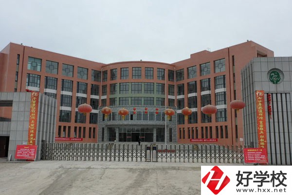 湘西的公辦職高有哪些？免學(xué)費嗎？