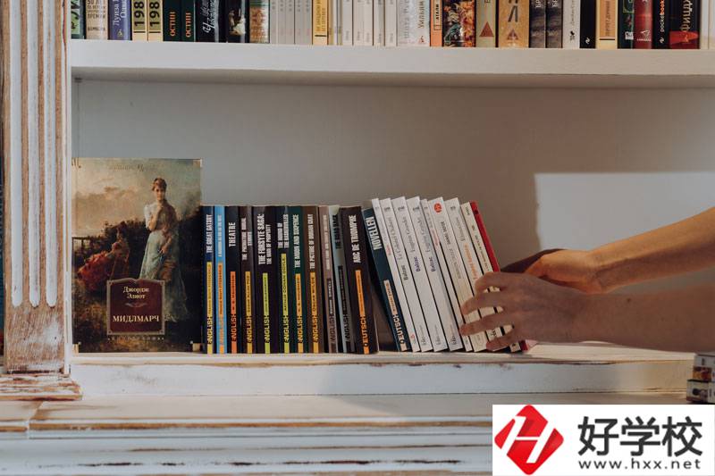 懷化萬昌中等專業(yè)學(xué)校有哪些專業(yè)？如何選擇？