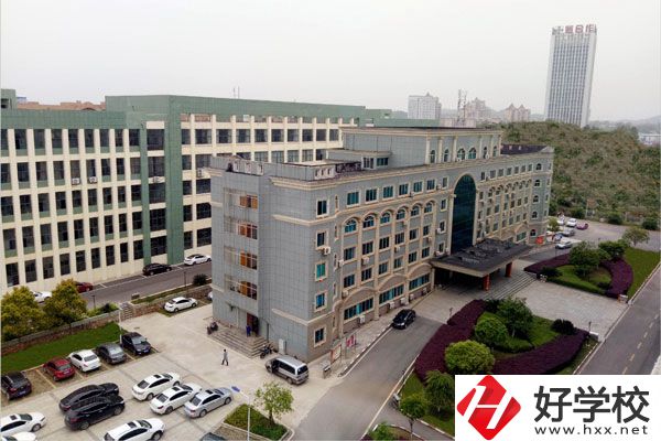 婁底有幾所技校？哪一所好些？