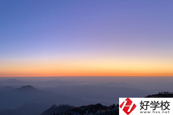 望城縣職業(yè)中專學(xué)校好不好？開設(shè)專業(yè)有哪些？