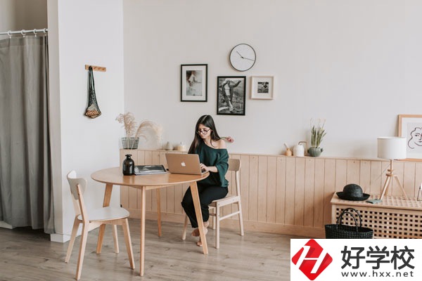 常寧市職業(yè)中等專業(yè)學(xué)校是公辦的嗎？專業(yè)好不好？