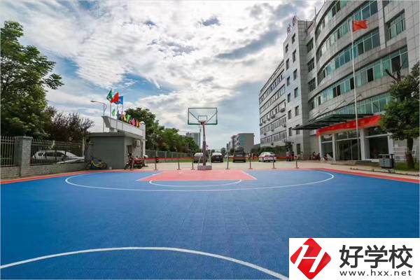 湘潭有哪些民辦中?？梢赃x？哪所管理最好？