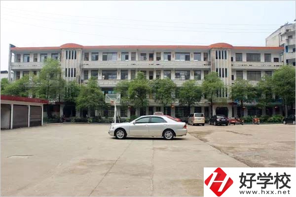 永州市第二技工學(xué)校有哪些優(yōu)惠政策？?jī)?yōu)勢(shì)如何？