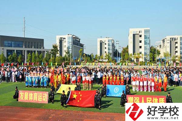 株洲市商業(yè)中專學(xué)校怎么樣？有什么報名條件？