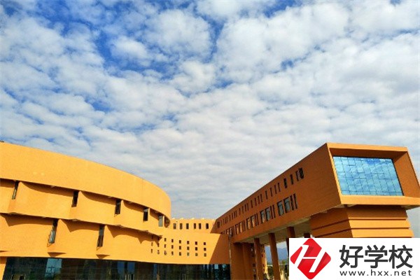 懷化有沒有五年制大專？可以學(xué)哪些專業(yè)？