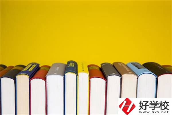 在湖南“晚熟”的孩子該何去何從？該怎么擇校？