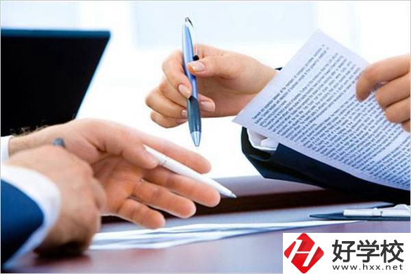 湖南初中畢業(yè)讀五年制大專(zhuān)學(xué)什么專(zhuān)業(yè)好？讀了有用嗎？