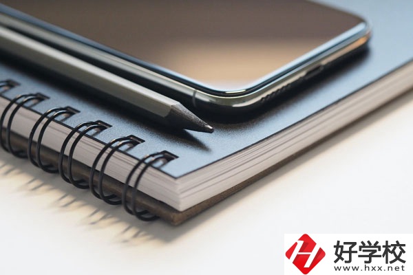 桂陽縣職業(yè)技術(shù)教育學(xué)校環(huán)境怎么樣？宿舍好不好？