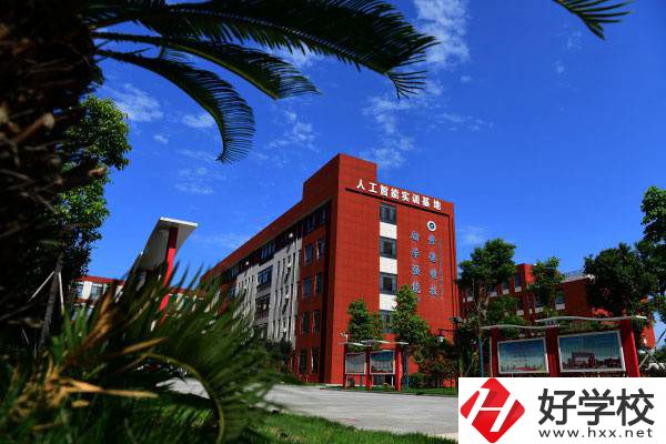 岳陽本科率高的中職學(xué)校有哪些？中職生升大學(xué)容易嗎？