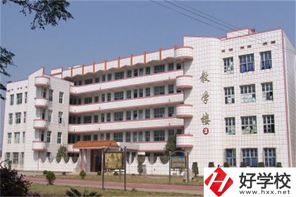 想學淡水養(yǎng)殖可以報湖南哪些中職？學校就業(yè)如何？