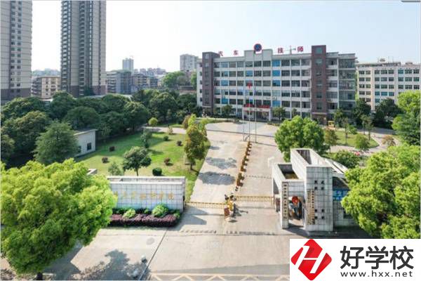 邵陽有沒有300分可以讀的公辦中職？有什么專業(yè)可以學(xué)？