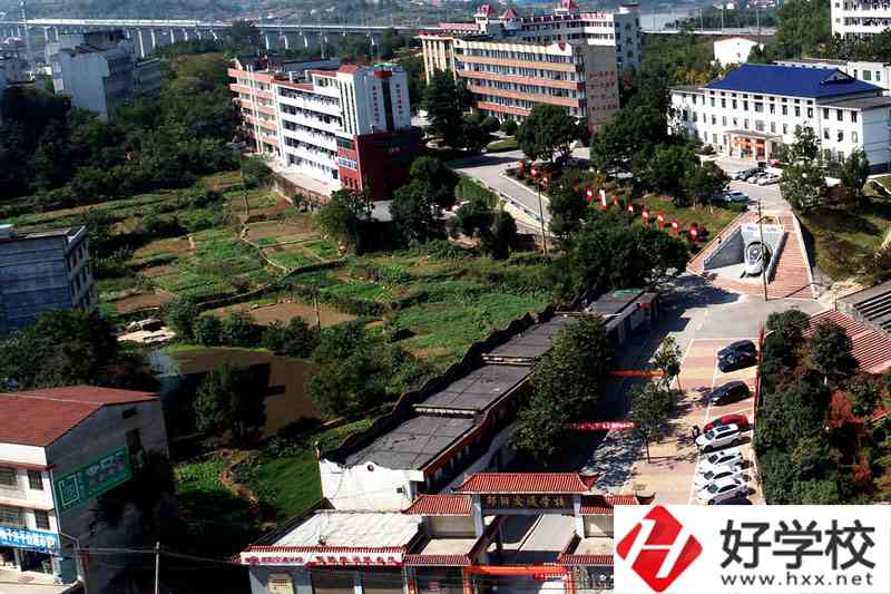邵陽交通職業(yè)中專怎么樣？收費標準是什么？