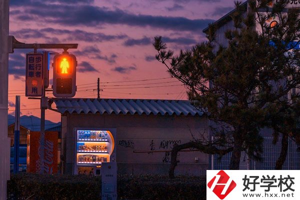 株洲市工業(yè)中等學(xué)校怎么樣？環(huán)境好嗎？