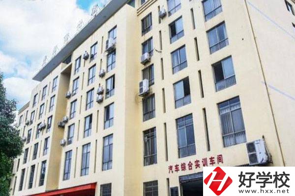 益陽市第一職業(yè)中專學校是重點學校嗎？升學率高嗎？
