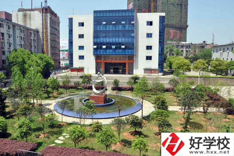 湖南省耒陽師范學(xué)校有哪些專業(yè)？就業(yè)前景怎么樣？