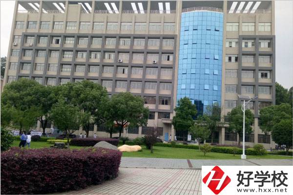 湖南有哪些中專學(xué)?？梢詫W(xué)醫(yī)？有哪些專業(yè)？