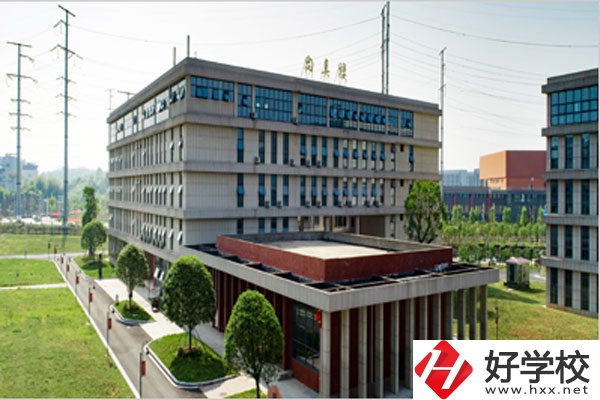株洲市工業(yè)中等專業(yè)學(xué)校是公辦學(xué)校嗎？就業(yè)情況如何？