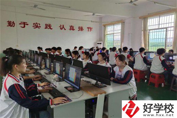 永州技校的學(xué)費(fèi)一般是多少？有什么優(yōu)惠政策？