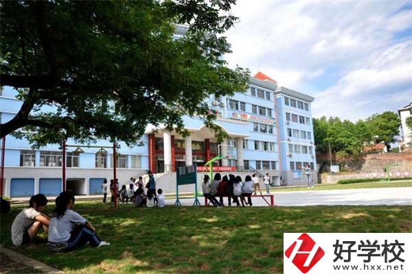 炎陵縣職業(yè)技術(shù)學校怎么樣？有哪些辦學特色？