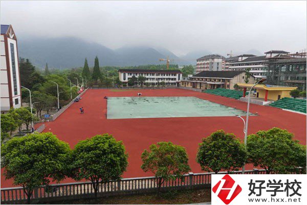 邵陽電商中專有哪些？管理如何？