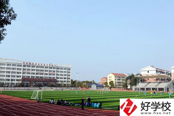 岳陽縣職業(yè)中等專業(yè)學(xué)校有哪些專業(yè)？師資力量如何？