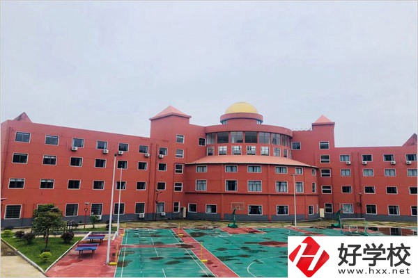 湘潭天人職校的管理怎么樣？嚴格嗎？