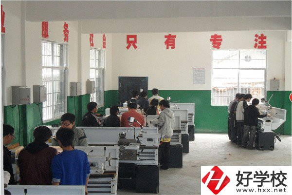 懷化的公辦職高有哪些？可以免學(xué)費嗎？