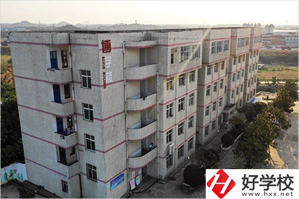 湘潭縣職業(yè)技術(shù)學(xué)校有什么特色專業(yè)？好就業(yè)嗎？