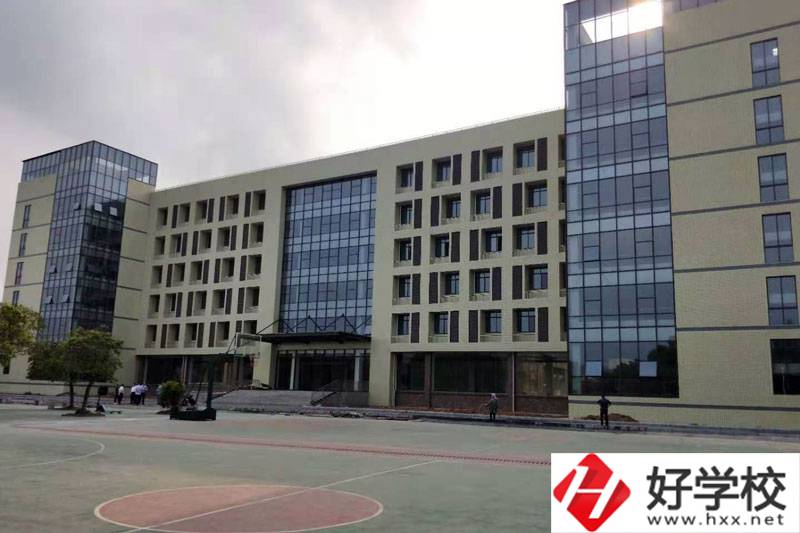 永州工業(yè)貿(mào)易中等專業(yè)學校教學樓