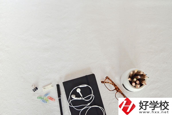 湖南省道縣師范學(xué)校好不好？什么專業(yè)女生最多？