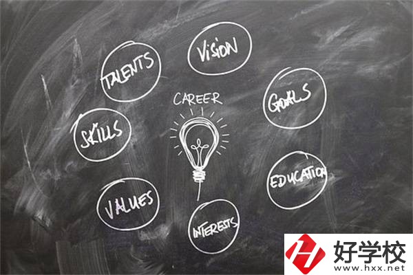 在湖南上職高好還是上技校好？有什么區(qū)別？