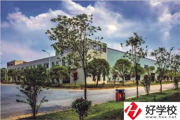 邵陽有哪些好的技?？梢酝扑]？學校有什么辦學優(yōu)勢？