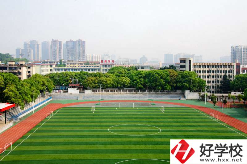 中南工業(yè)學(xué)校開設(shè)哪些專業(yè)？師資力量如何？