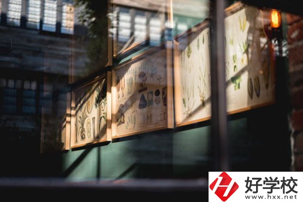 湖南省經(jīng)濟(jì)貿(mào)易職業(yè)中專學(xué)校好不好？宿舍怎么樣？