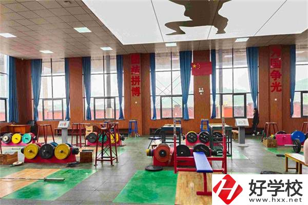 在邵陽想學(xué)體育可以去哪所職校？學(xué)體育好就業(yè)嗎？
