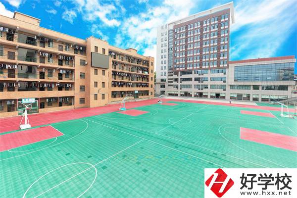 湘潭有哪些適合女生學習的職校？女生該如何選擇職校？