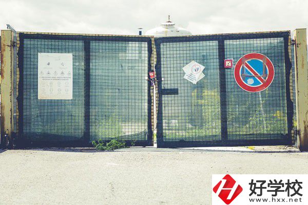 湖南華航鐵路科技技工學(xué)校校園管理如何？